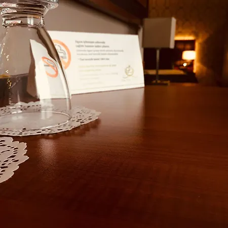 Grand Vaves Hotel