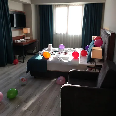 Hotel Grand Vaves Trabzon
