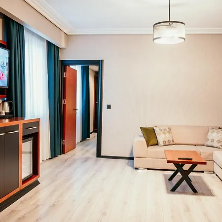 Hotel Grand Vaves