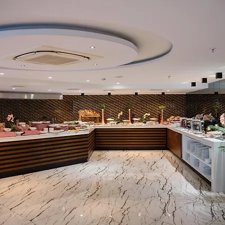 Hotel Grand Vaves 4*