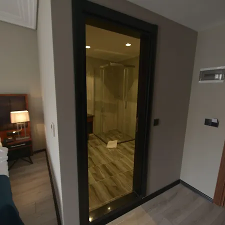 Grand Vaves 酒店 特拉布宗