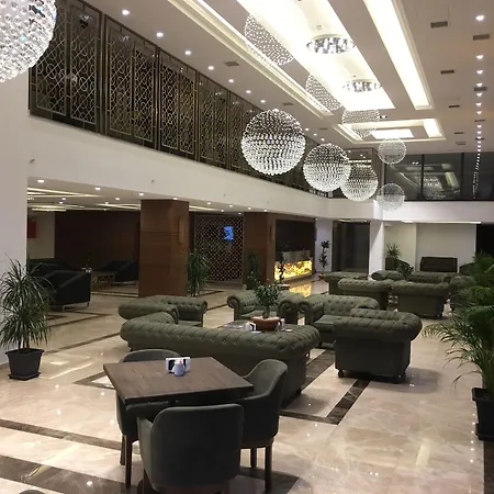 Grand Vaves 酒店 特拉布宗