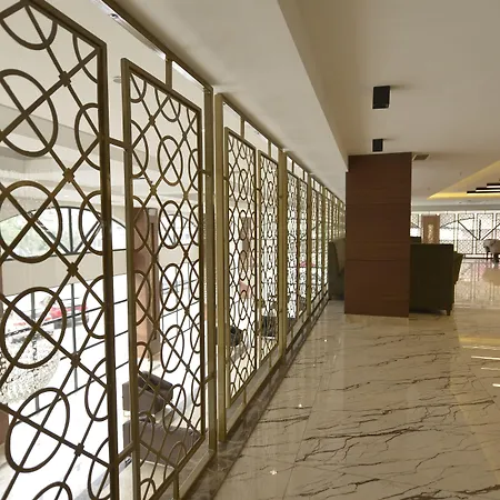 酒店 Grand Vaves 特拉布宗