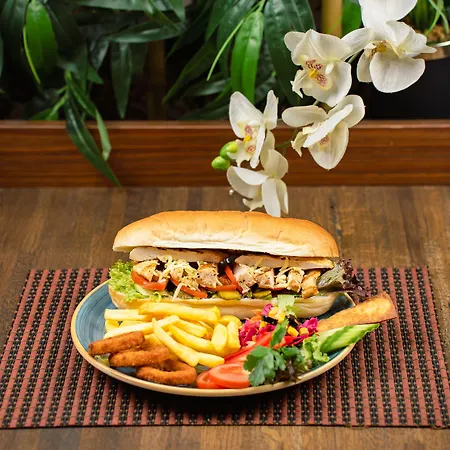 Grand Vaves 酒店 特拉布宗