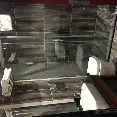Hotel Grand Vaves 4*