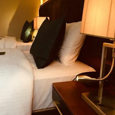 Grand Vaves Hotel 4*