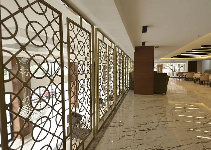 Hotell Grand Vaves Trabzon