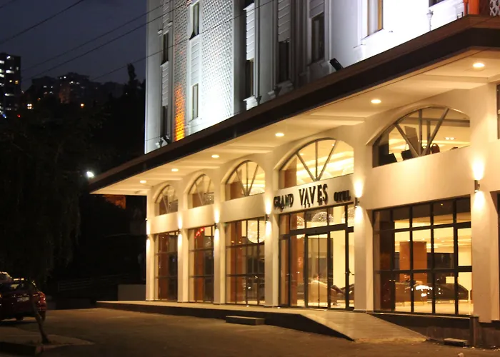 Hotell Grand Vaves 4*