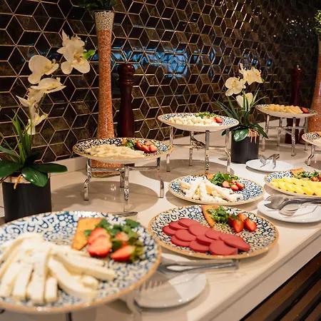 غراند فافيز فندق