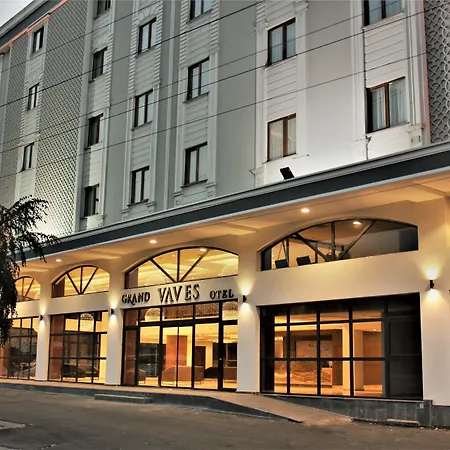 Grand Vaves Ξενοδοχείο 4*