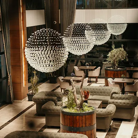 فندق غراند فافيز 4*