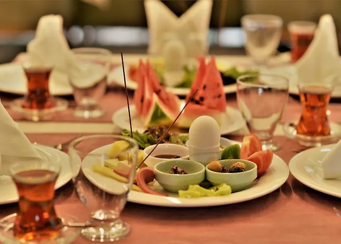 Grand Vaves Hotel 4*